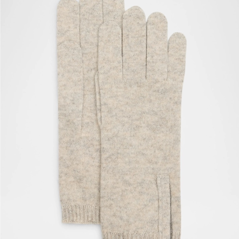 NWT Brunello Cucinelli
Cashmere Glove w/ Monili Detail - Small